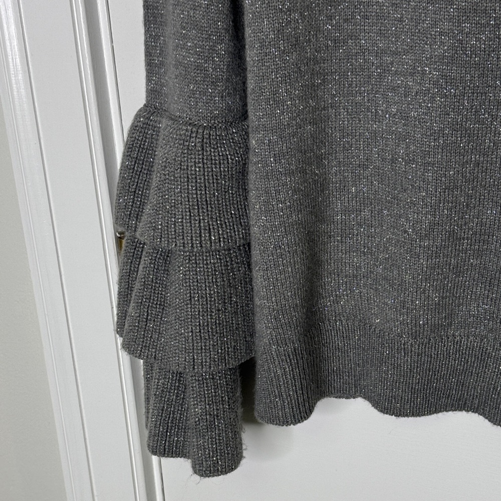 💫 NY&C 7th Avenue Grey Metallic Ruffle Sleeve Sweater - Picture 6 of 7